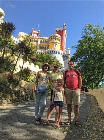 Zina Tours-Excursão a Sintra