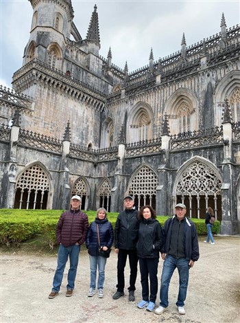 Tour guide Zinaida Batrakova-Excursions in Portugal